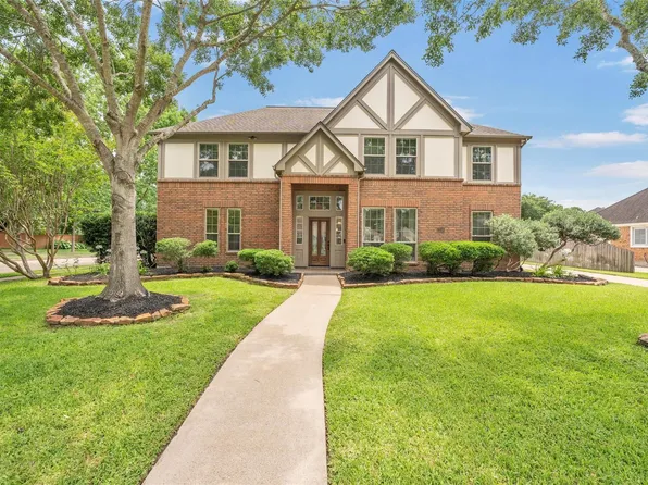 7318 Starbridge Dr, Houston, TX 77095