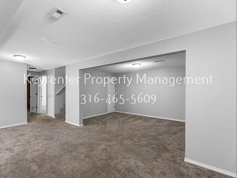 1610 E Summerwood St — Photo 16
