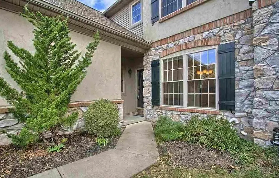5611 Twilight Drive - 1 — Photo 3