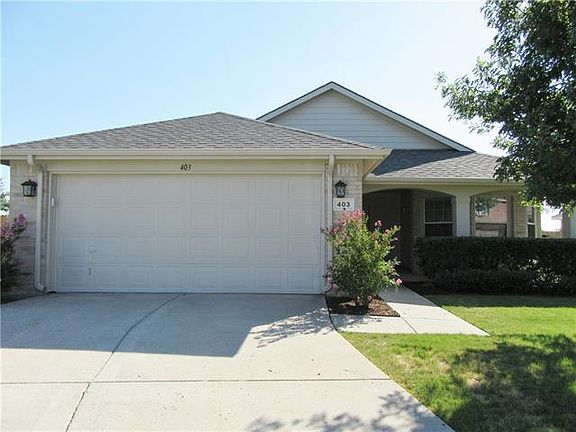 4th image of 403 Oxford Dr