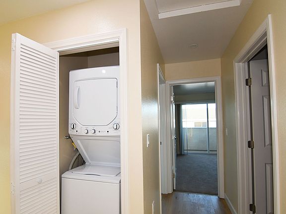 3rd image of 571 Moss St #573-2
