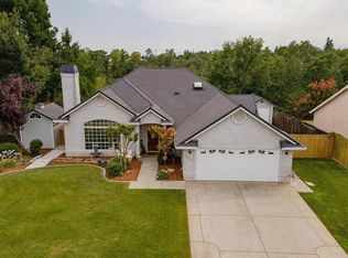 5857 Diamond Ridge Dr, Redding, CA 96003