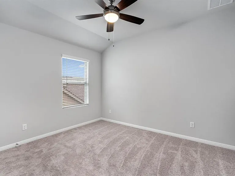 127 Wrangell Way — Photo 24