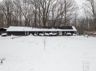 363 W River Rd, Valley City, OH 44280