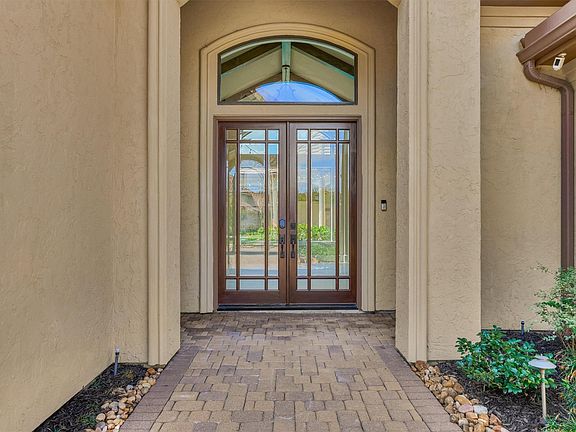 5th image of 25 Post Shadow Estate Dr