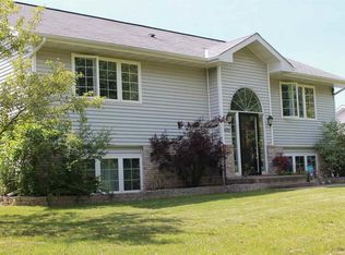 4021 Stebner Rd, Hermantown, MN 55811