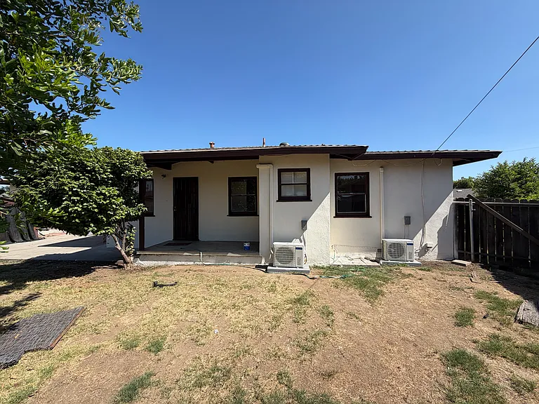 2053 E Shamwood St — Photo 14