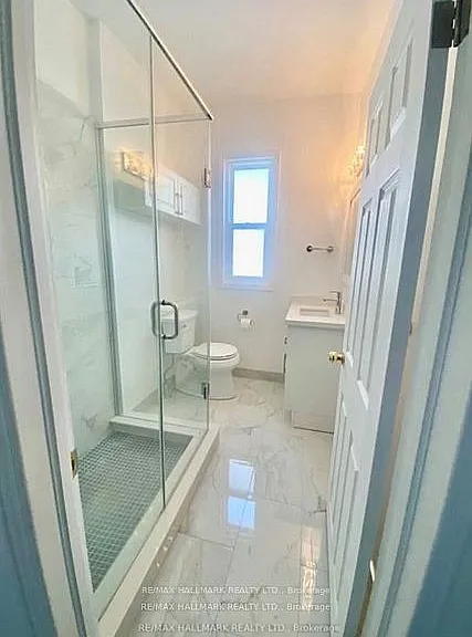 228 Gainsborough Rd — Photo 14