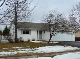 1410 Montclair Pl, Fort Atkinson, WI 53538