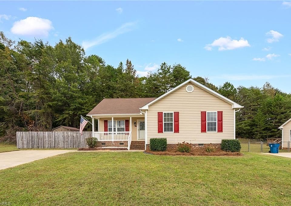 1st image of 1349 Durham Meadows Dr