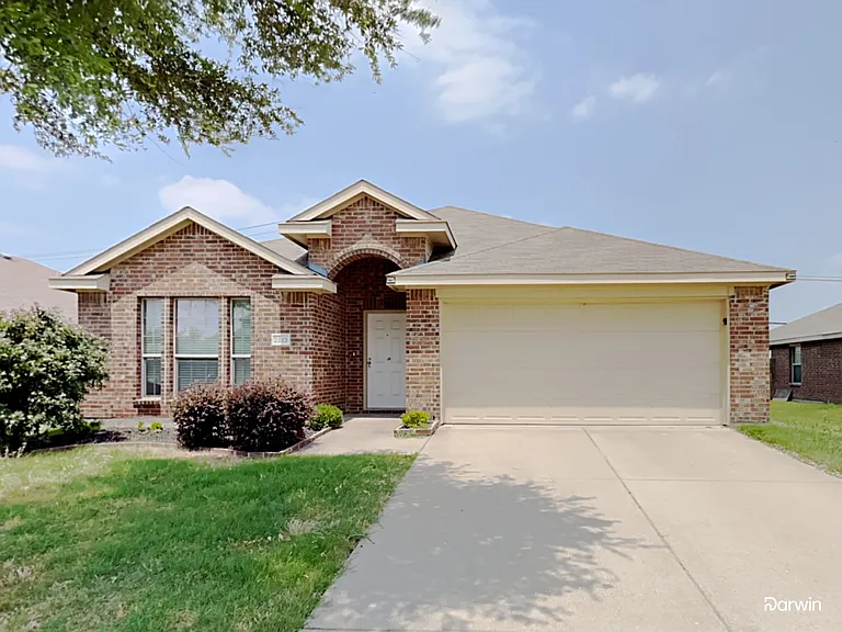 2513 Wynngate Dr — Photo 1