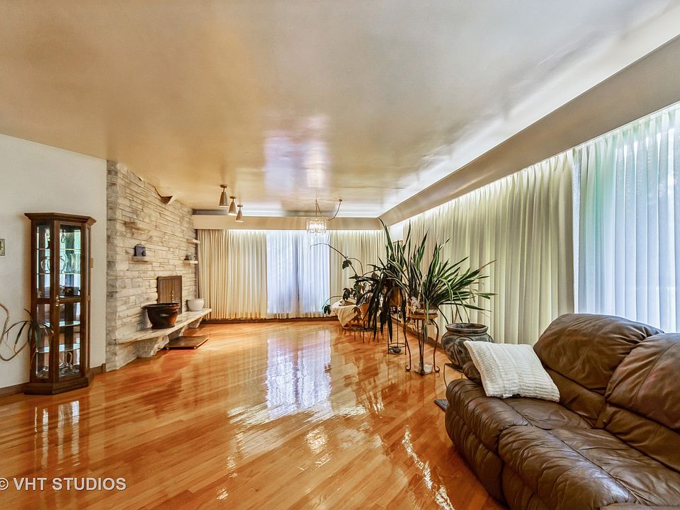 2571 Oakwood Dr, Olympia Fields, IL 60461 MLS 11932566 Zillow