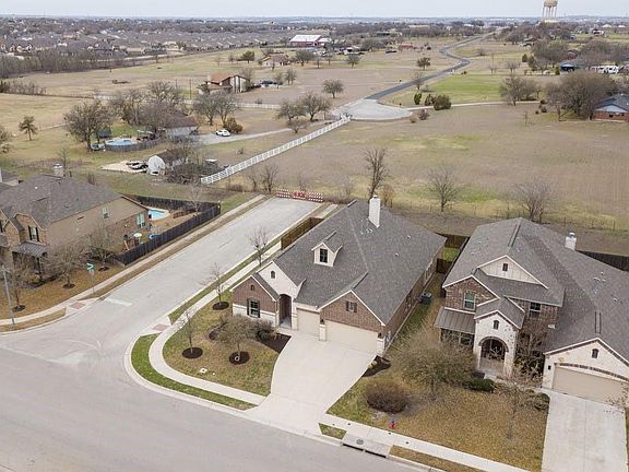 5th image of 2600 Windy Vane Dr
