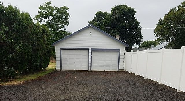 2nd image of 427 N Roosevelt St
