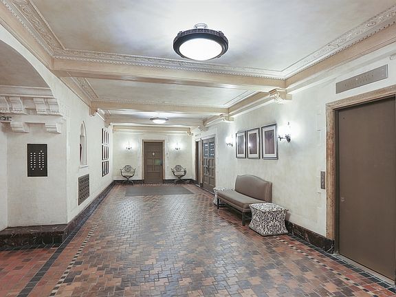 2nd image of 9 Prospect Park W APT 6A