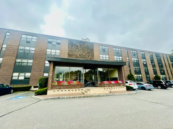 9 Park Street #4B, Norwalk, CT 06851