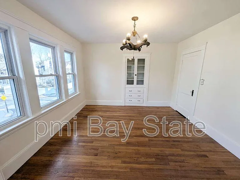 37 Brainard St — Photo 7