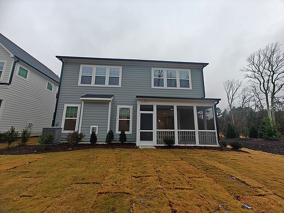 2nd image of 2020 Garden Flower Dr