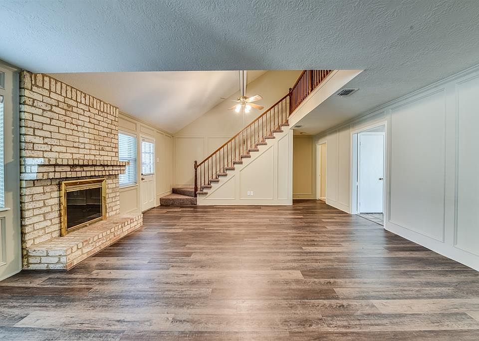 1st image of 5518 Spanish Oak Dr