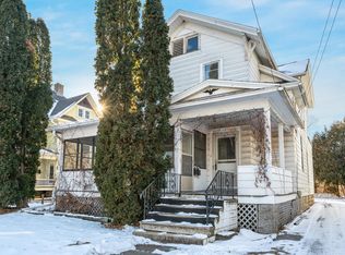 1217 Jackson St, Oshkosh, WI