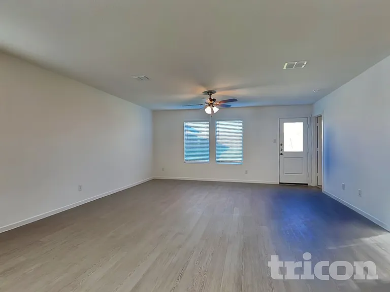 1624 Parliar St — Photo 2