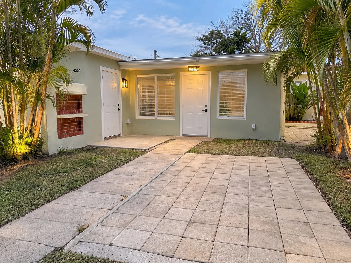14200 E Parsley Dr — Photo 2