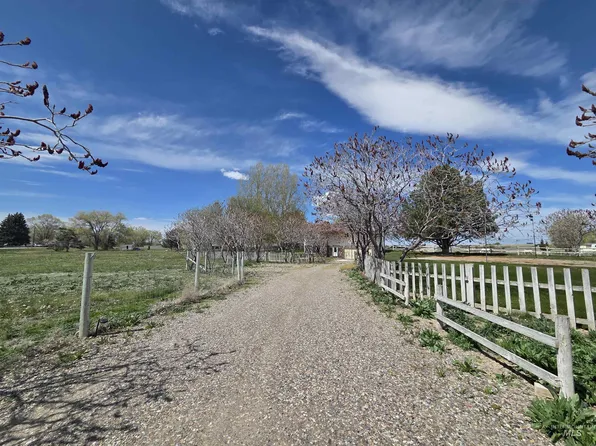 52 Conley Ln, Burley, ID 83318