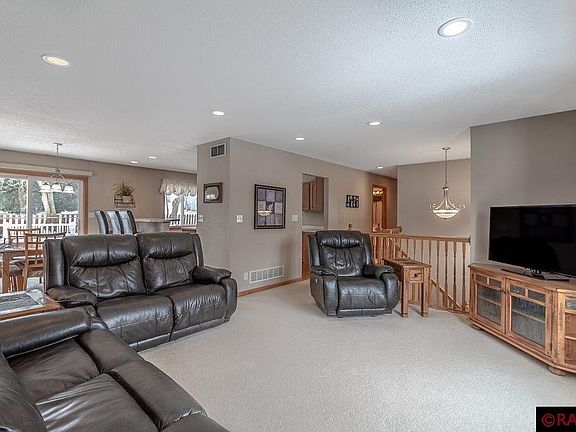 3rd image of 108 Mathew Ct