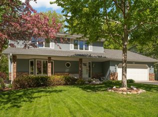 15112 Chestnut Cir, Burnsville, MN 55306