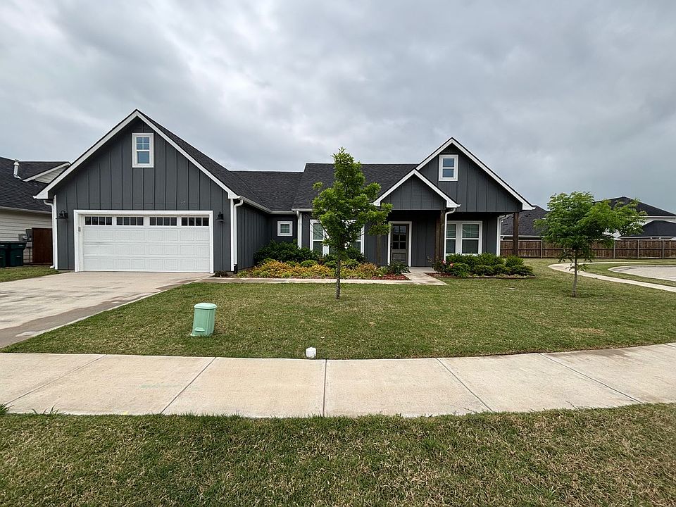 1st image of 502 Sonoma Ct