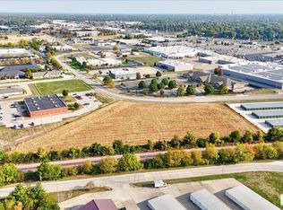 3104 Constitution Dr, Springfield, IL 62704