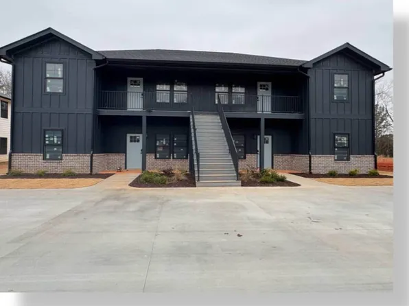 429 Bowers Estates Dr #B, Hartwell, GA 30643