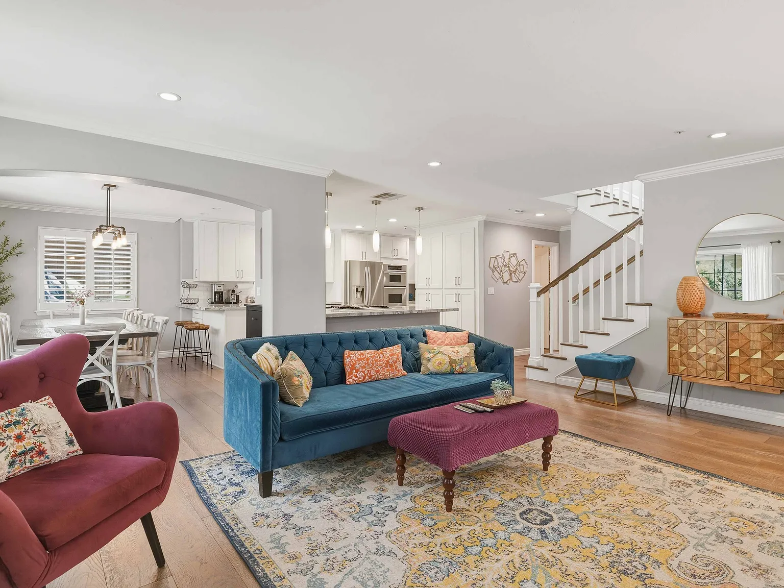 4 bed, 2.5 bath, 2138 sqft, $8,350 — Photo 3
