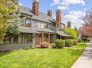 566 W Jefferson Ave, Sisters, OR 97759