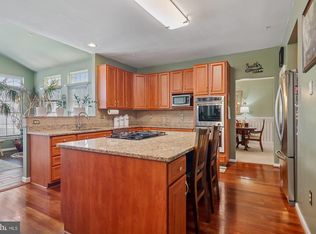 6908 Bitternut Ct, Fort Washington, MD 20744