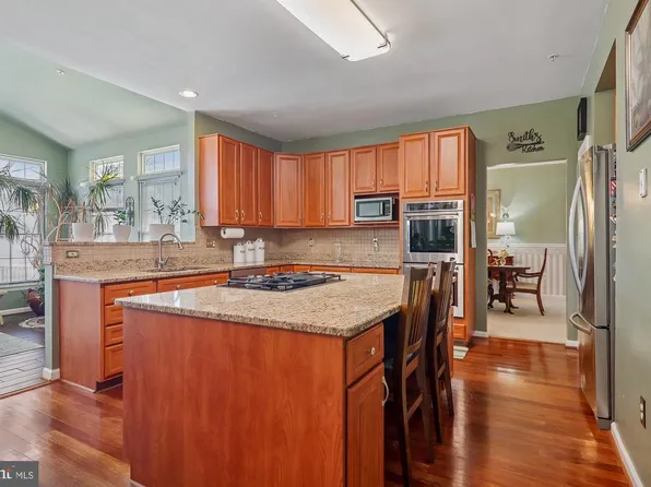 6908 Bitternut Ct, Fort Washington, MD 20744