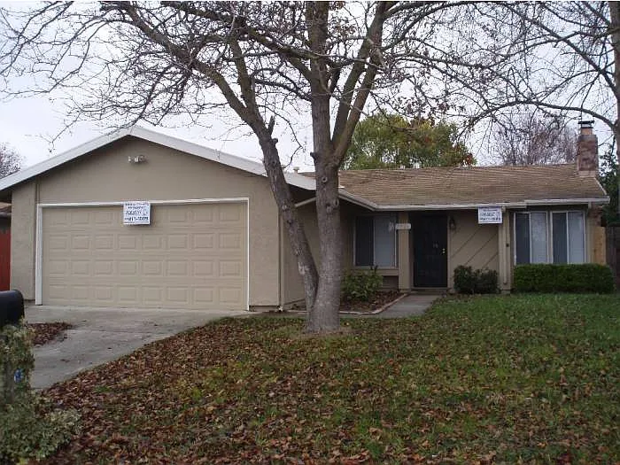 7901 White Stag Way photo 1