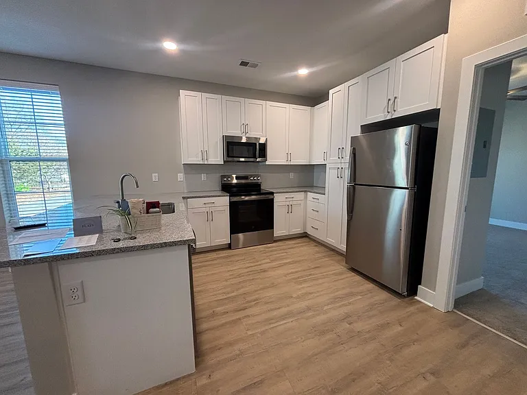 5808 Nall Ave — Photo 75
