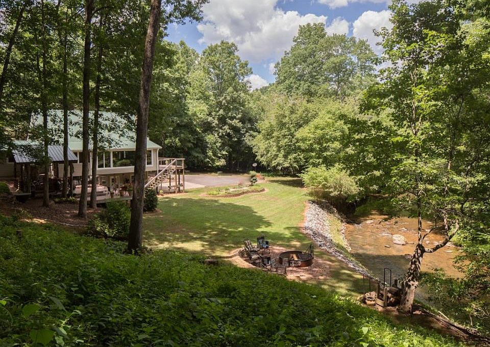 1st image of 594 Sweet Apple Ln