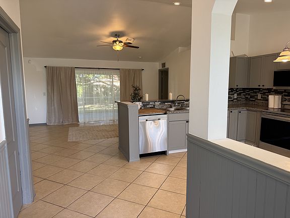 3rd image of 3618 NE 18th Pl