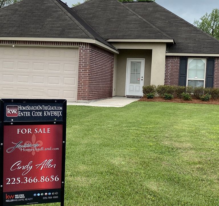 1st image of 15497 Oakstone Dr