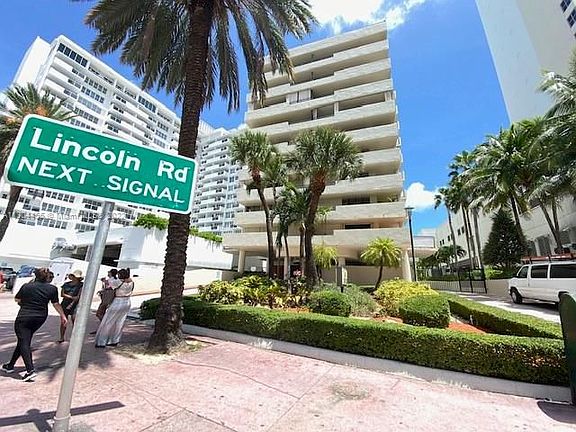 5th image of 1623 Collins Ave APT 911