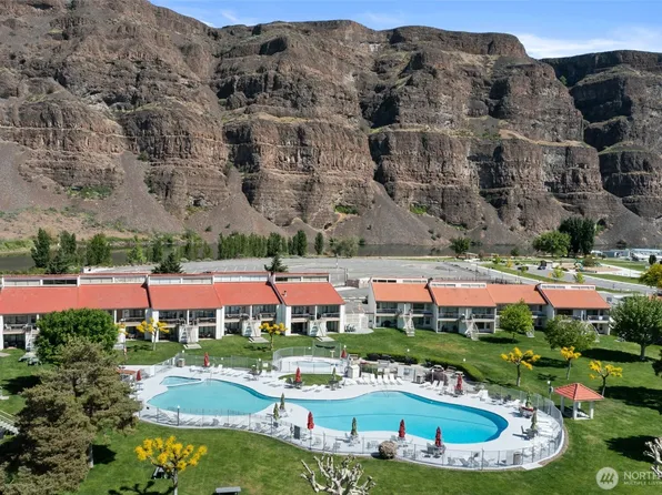 8903 Crescent Bar Road NW #101, Quincy, WA 98848