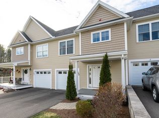 189 Woodview Way, Manchester, NH 03102
