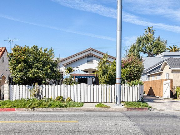 4th image of 847 1/2 N Wilton Pl #847-1/2