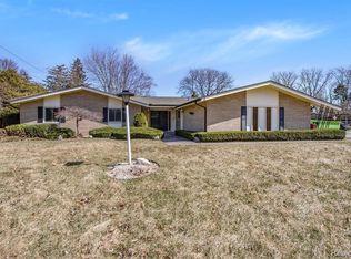31520 Cyril Ave, Fraser, MI