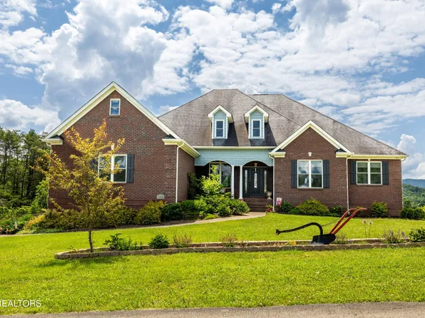 1913 Raulston Rd, Maryville, TN 37803