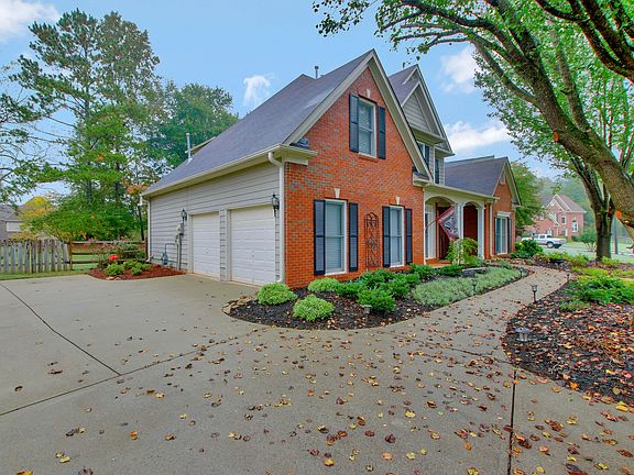 4th image of 2064 Woodside Park Dr