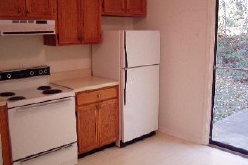 2nd image of 8022 Timberlake Rd APT 5