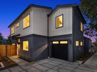 10043 38th Ave NE, Seattle, WA 98125